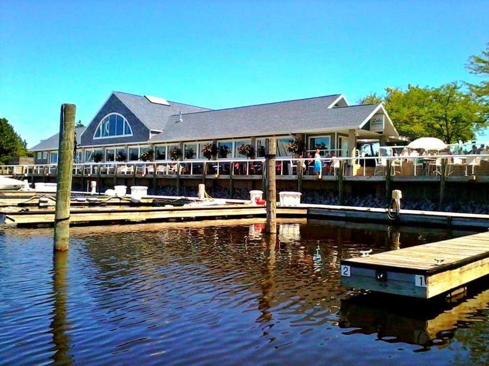Shoreline Inn & Conference Center, Ascend Hotel Collection Muskegon Buitenkant foto
