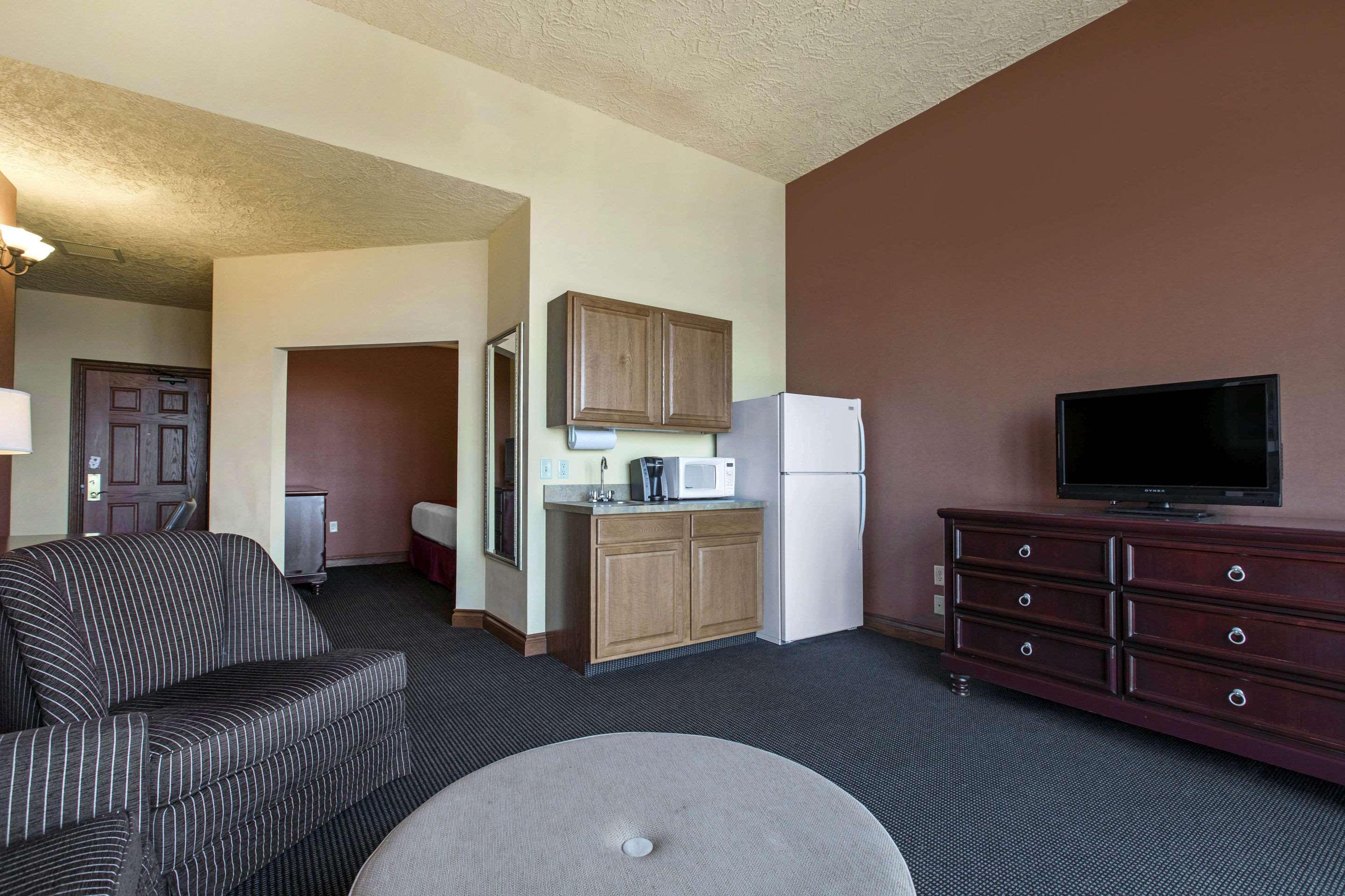 Shoreline Inn & Conference Center, Ascend Hotel Collection Muskegon Buitenkant foto