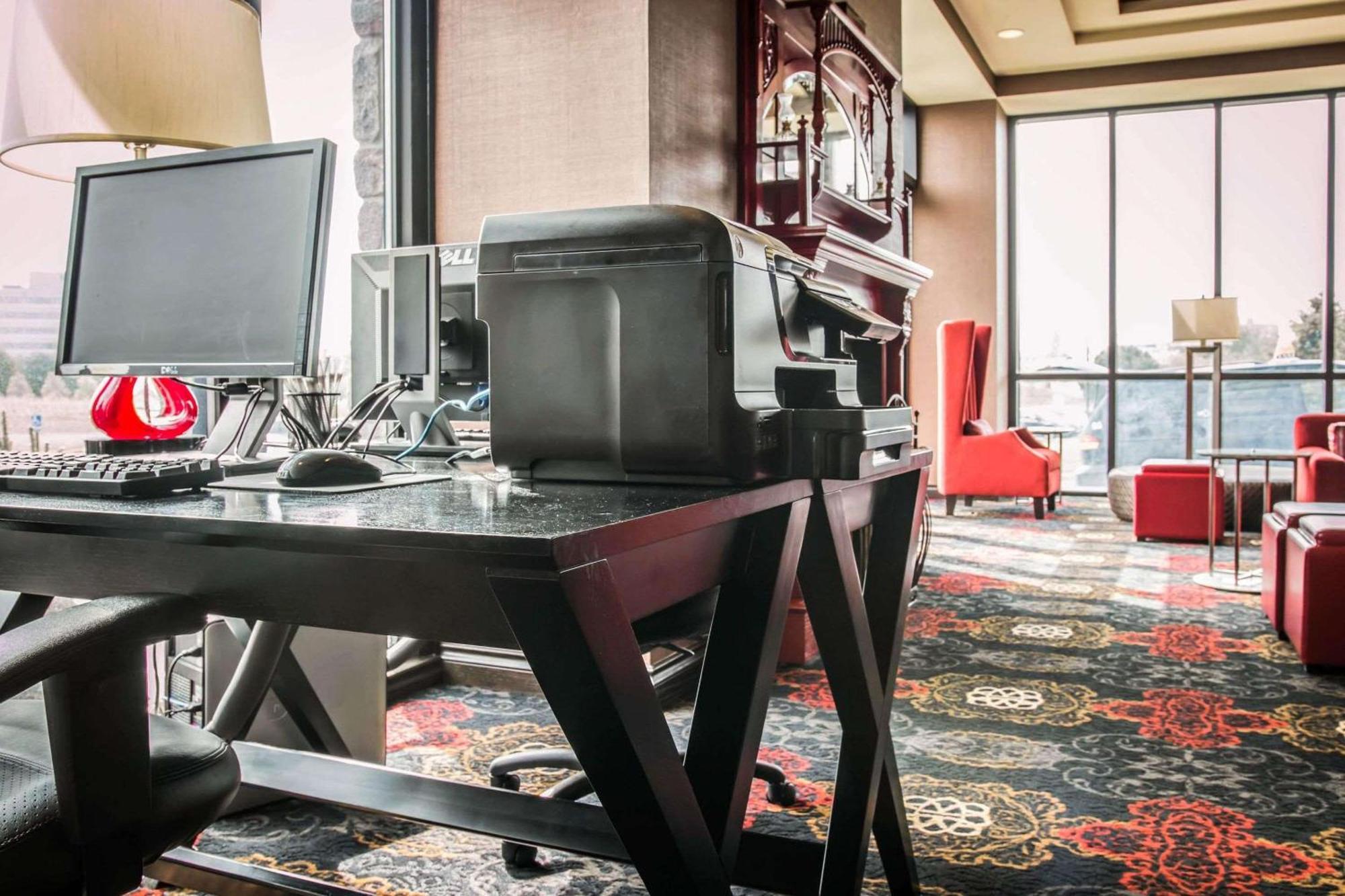 Shoreline Inn & Conference Center, Ascend Hotel Collection Muskegon Buitenkant foto