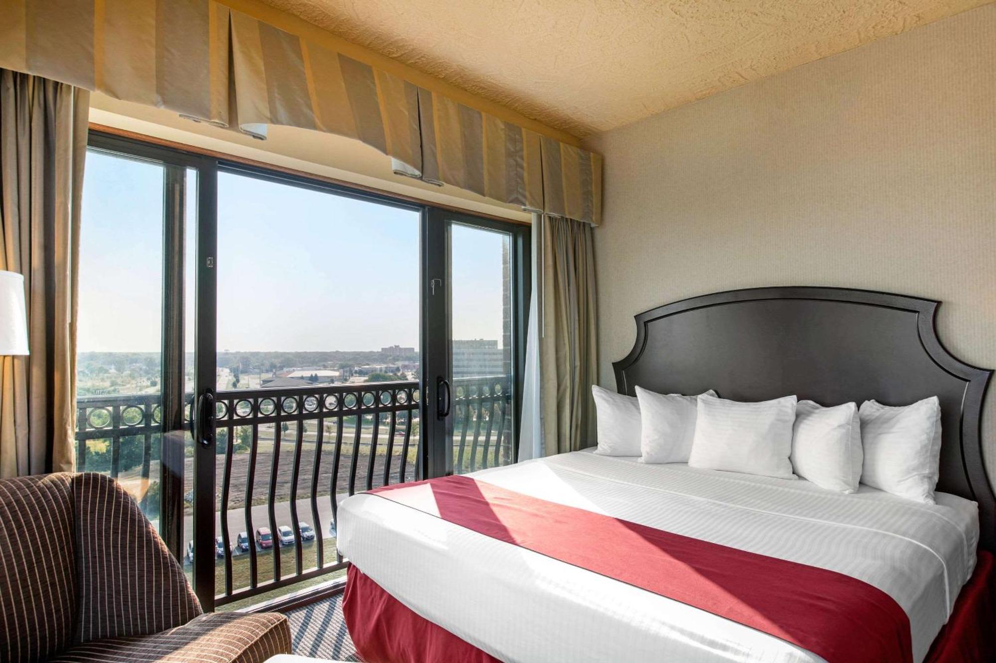 Shoreline Inn & Conference Center, Ascend Hotel Collection Muskegon Buitenkant foto