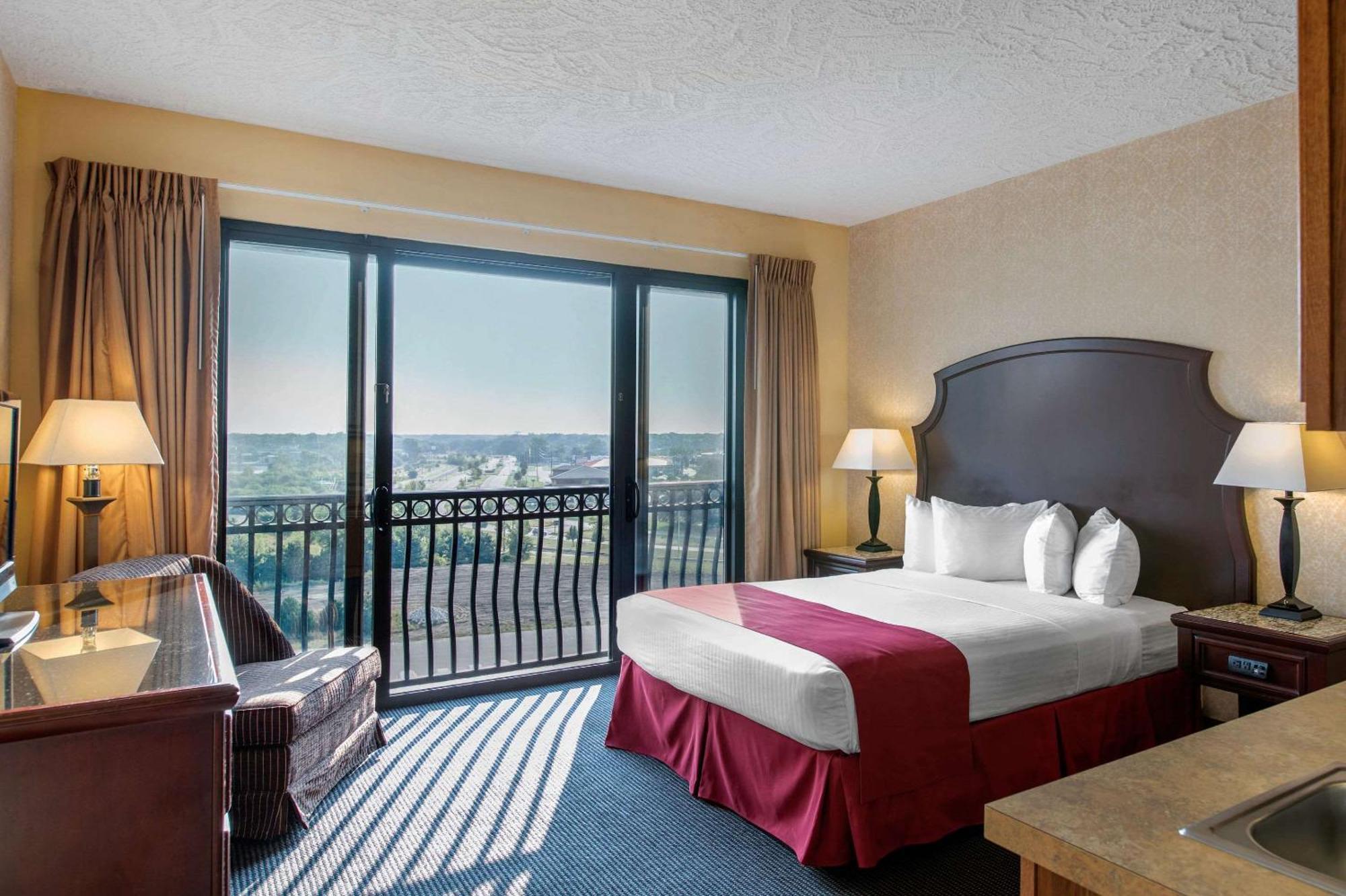 Shoreline Inn & Conference Center, Ascend Hotel Collection Muskegon Buitenkant foto