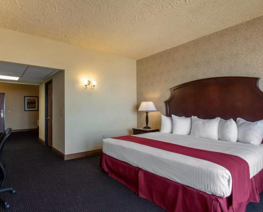 Shoreline Inn & Conference Center, Ascend Hotel Collection Muskegon Buitenkant foto
